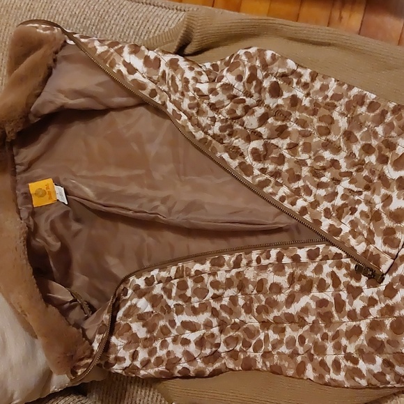 Ruby Rd. Vest - Picture 6 of 6